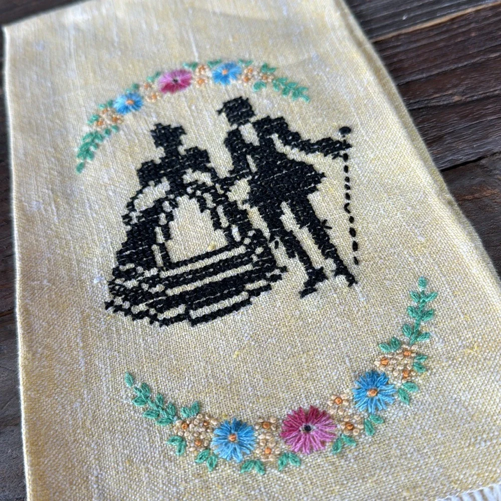 Bundle vintage hand embroidered tea towels‎ EVC